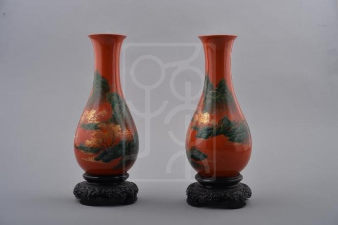 脱胎描金青绿山水朱漆花瓶