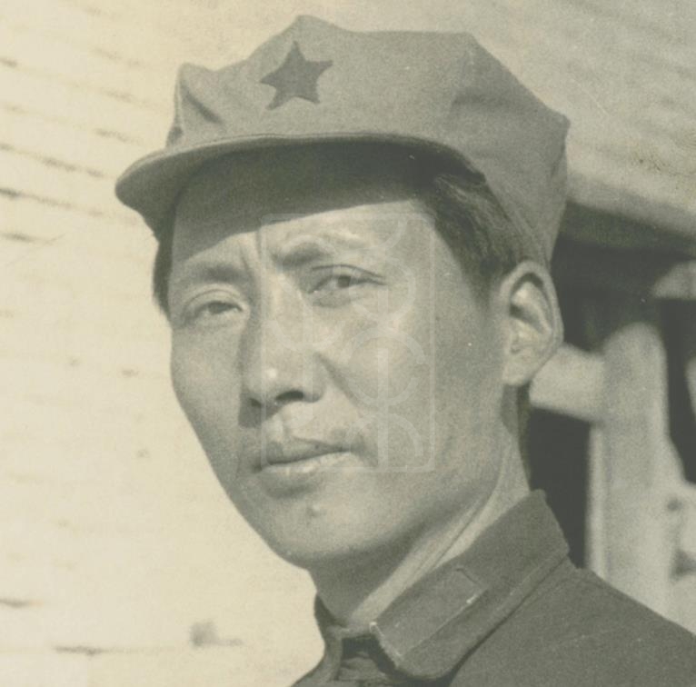 1936年毛泽东在陕北留影